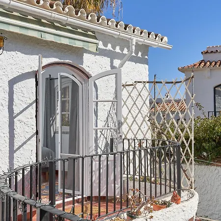 Capistrano Village, Casa Halo *