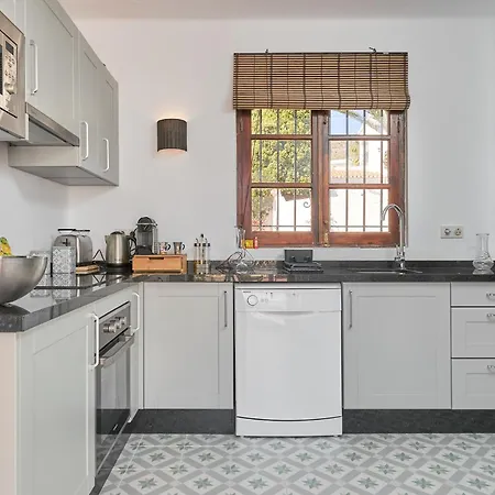 Capistrano Village, Casa Halo Villa